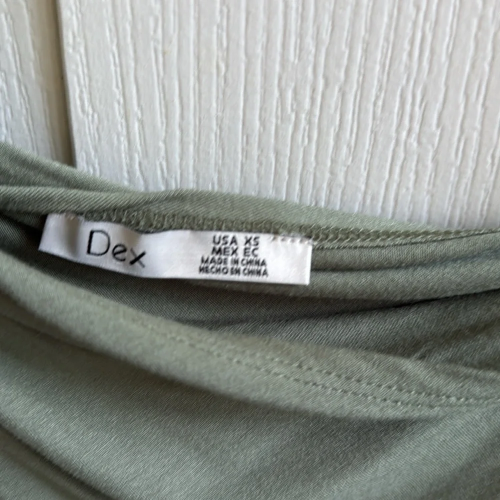 ❤️ Dex  Green One Shoulder top ❤️ - Picture 4 of 7